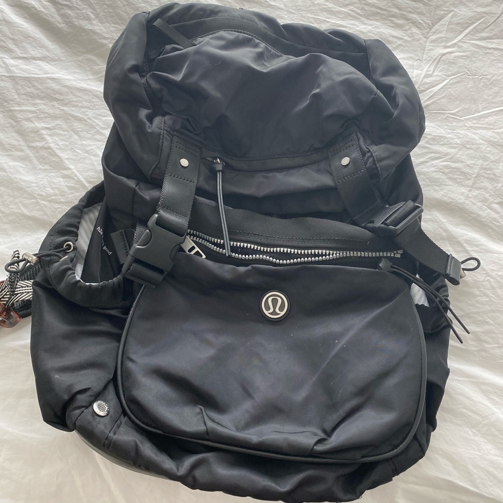 lululemon traveling yogini backpack